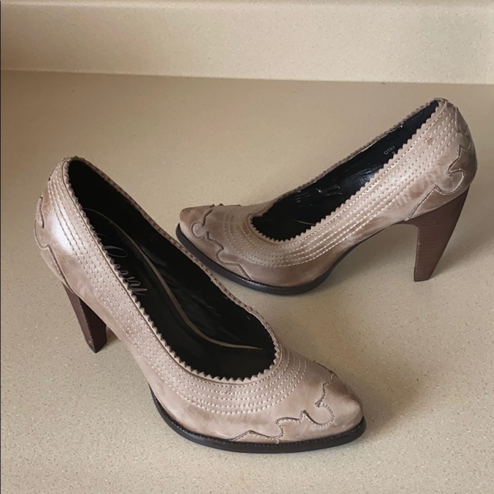New Leather Western Themed heels